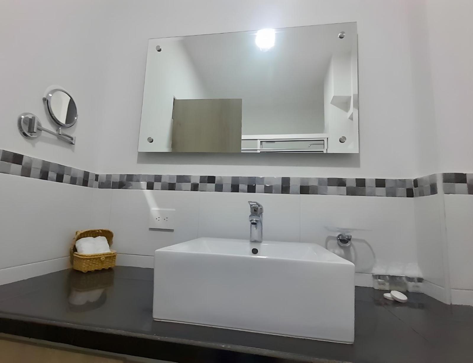 On Apartasuites Калі Екстер'єр фото