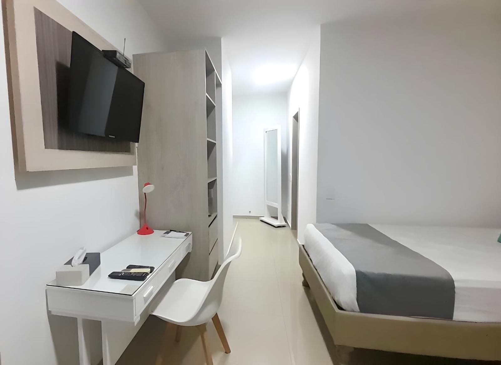 On Apartasuites Калі Екстер'єр фото