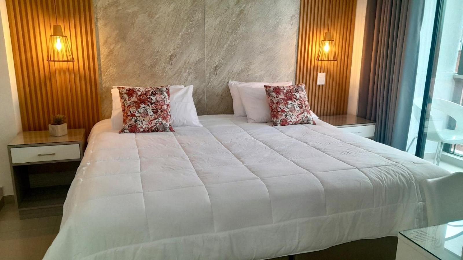 On Apartasuites Калі Екстер'єр фото